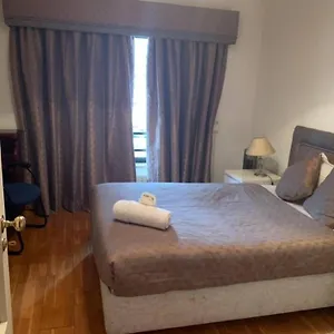 Aconchegante Casal Quarto em Acomodações Particulares